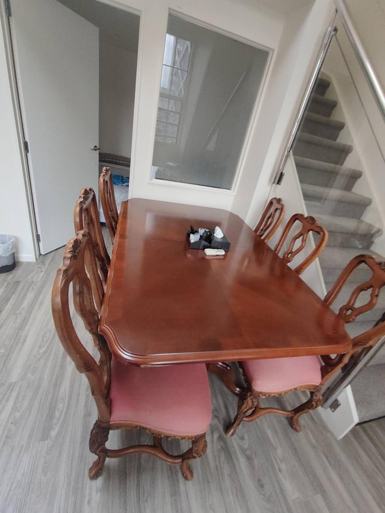 Apartment 3 Double Beds And 1 Single Bed And 2 Double Sofa Beds In A Small 2 Bedrooms Penthouse Auckland